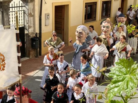 Acaben les Trobades d’Escoles en Valencià amb participació de nanos i gegants en les trobades de maig
